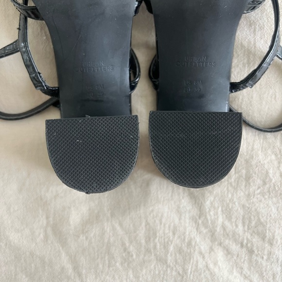 UO Strappy Heels in black croc (size 8) - Picture 8 of 11